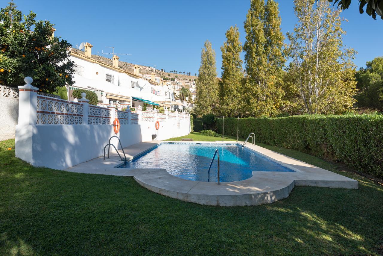 Malagasuite Bungalow Pool Benalmádena Exterior photo