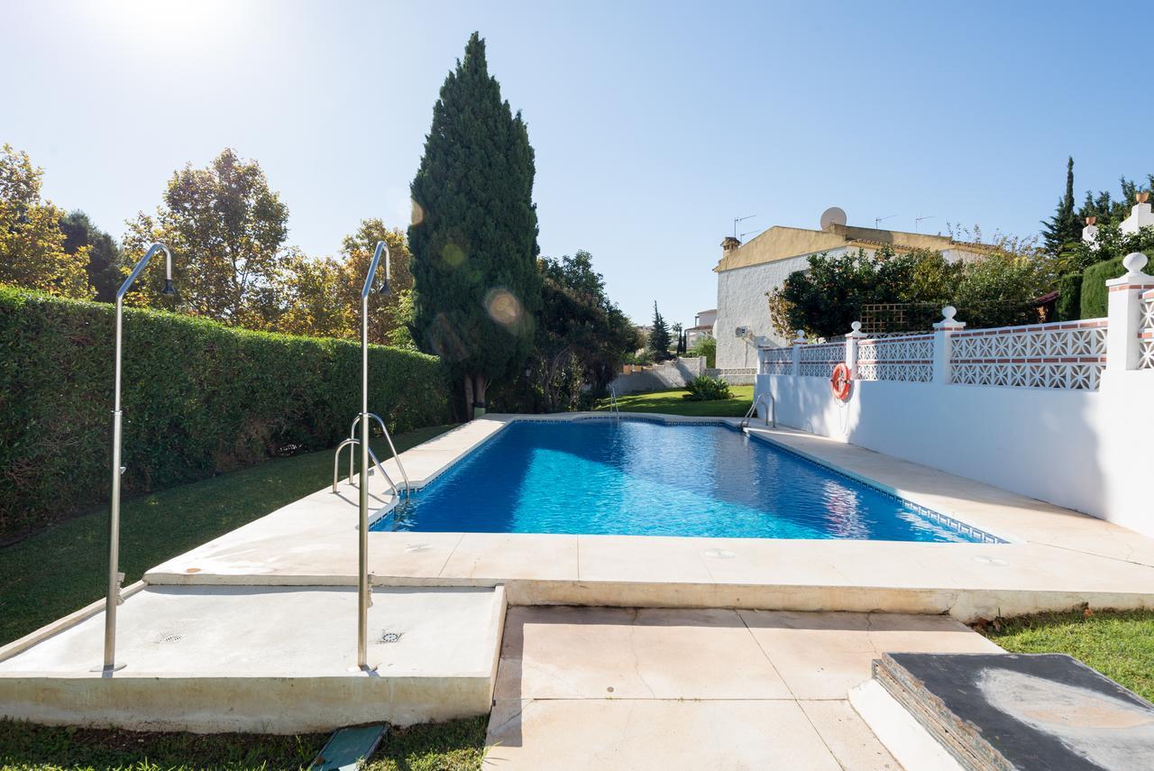 Malagasuite Bungalow Pool Benalmádena Exterior photo